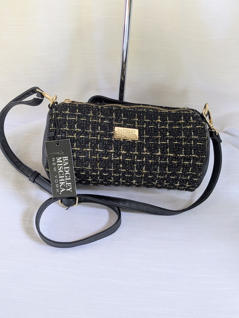 Badgley Mischka Black Tweed Crossbody with Gold Accents Nwt